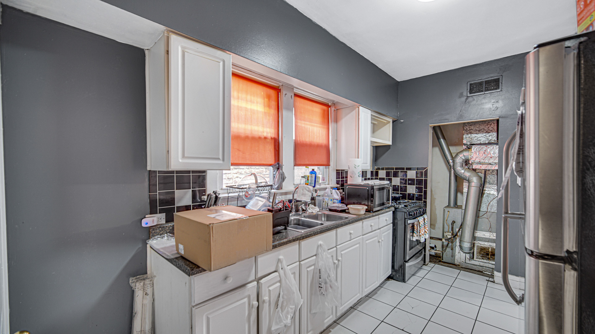1634 West 68th Street Chicago, IL 60636 - Photo 23 of 34