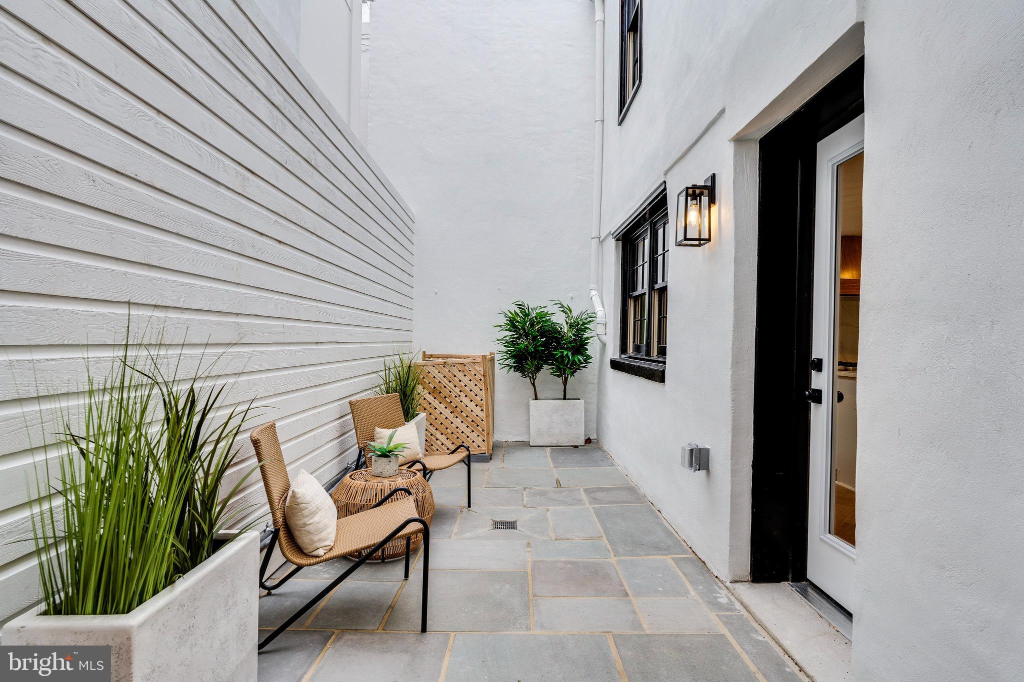 700 9th Street Southeast Washington, DC 20003 - Photo 29 of 59