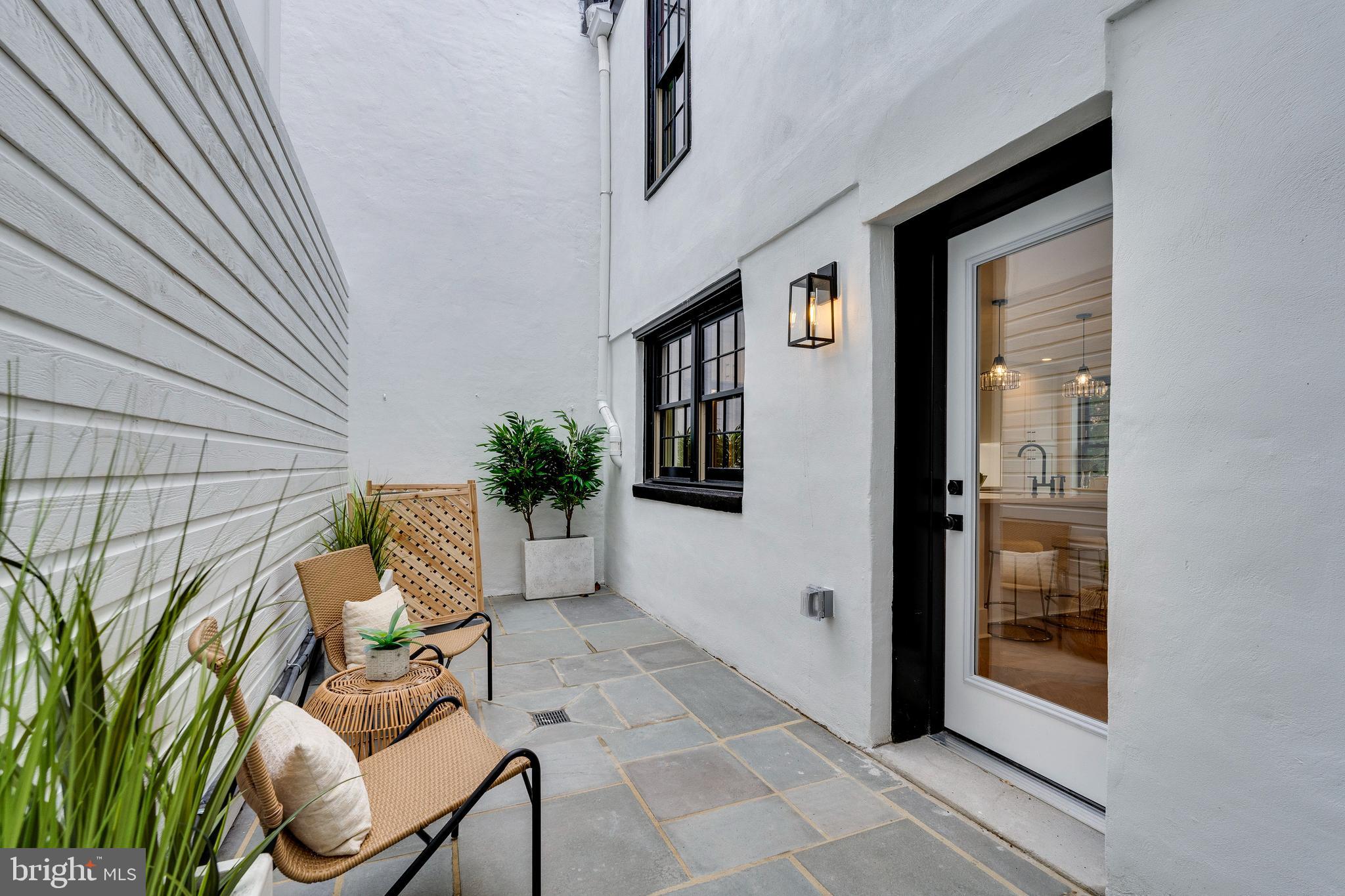 700 9th Street Southeast Washington, DC 20003 - Photo 30 of 59