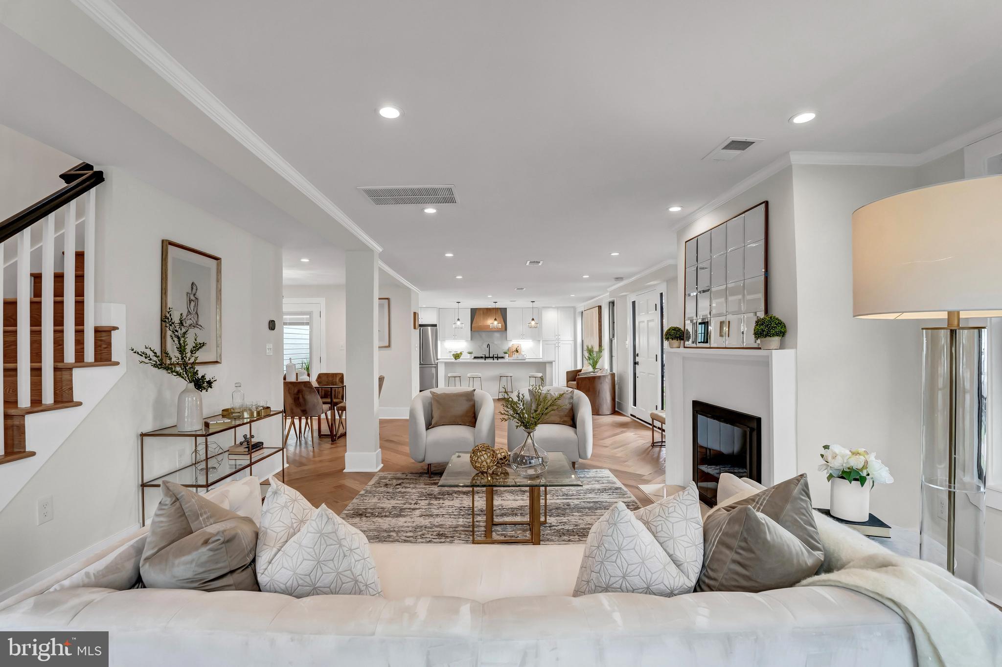 700 9th Street Southeast Washington, DC 20003 - Photo 7 of 59