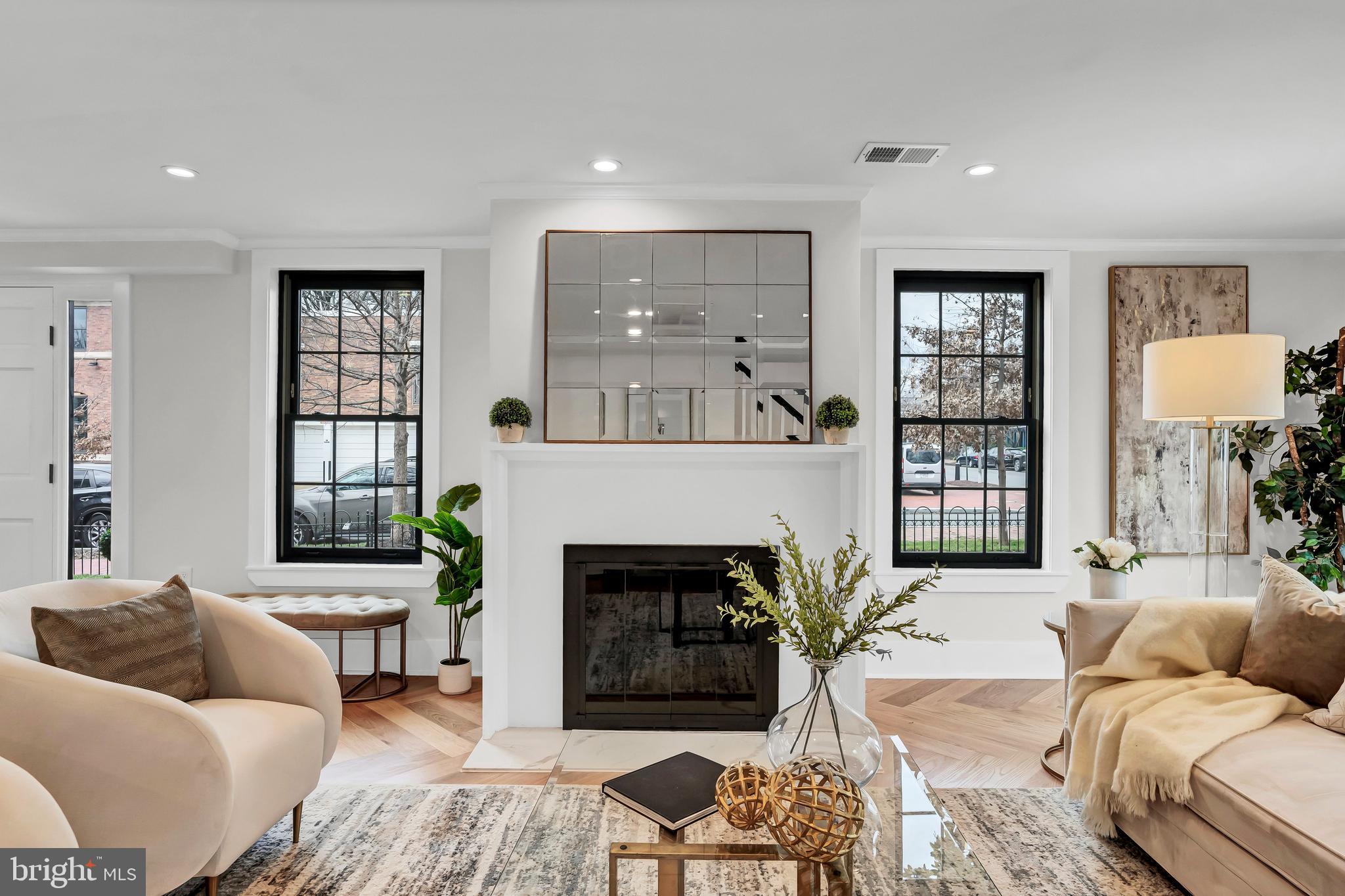 700 9th Street Southeast Washington, DC 20003 - Photo 10 of 59