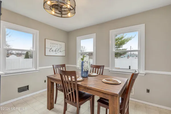 $699,900 | 20 Surrey Drive, Hazlet, NJ 07730