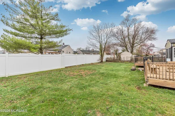 $699,900 | 20 Surrey Drive, Hazlet, NJ 07730