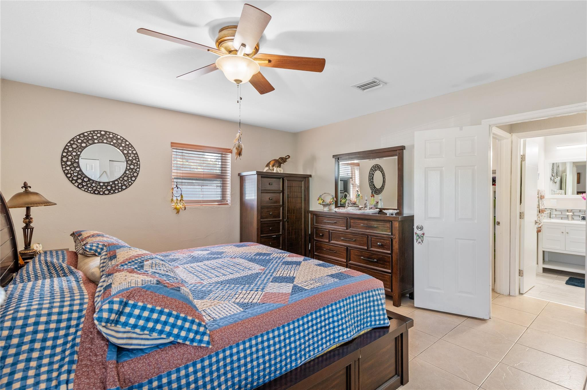 970 West 68th Street Hialeah, FL 33014 - Photo 18 of 28 Photo 18