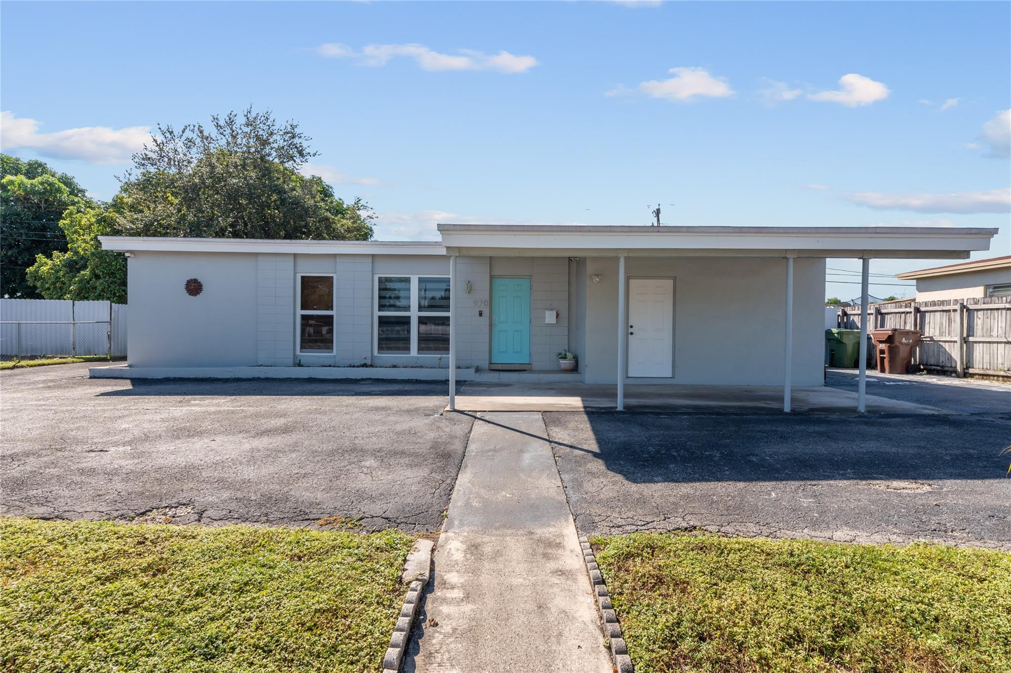 970 West 68th Street Hialeah, FL 33014 - Photo 2 of 28 Photo 2
