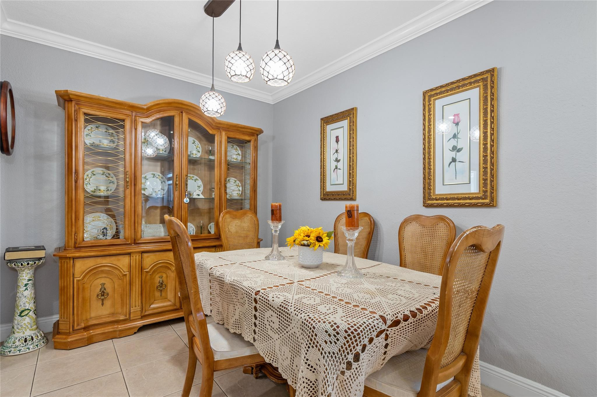 970 West 68th Street Hialeah, FL 33014 - Photo 8 of 28 Photo 8