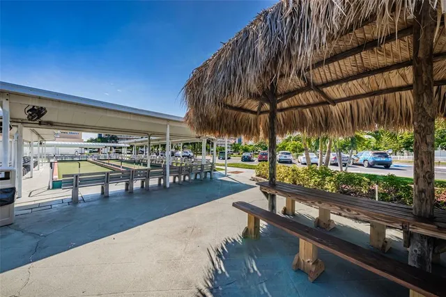 $215,000 | 5925 Shore Boulevard South, Unit 505, Gulfport, FL 33707