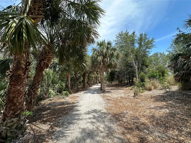 $215,000 | 5925 Shore Boulevard South, Unit 505, Gulfport, FL 33707