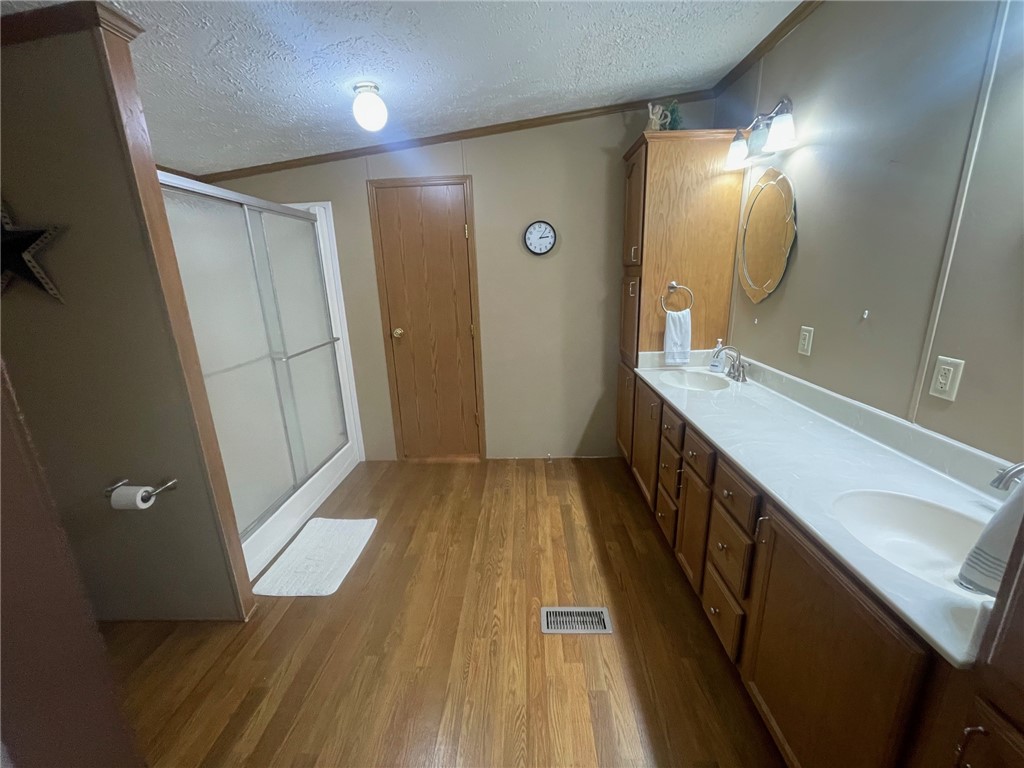 312 5th Street Cowden, IL 62422 - Photo 18 of 24