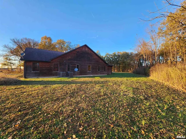 $779,000 | 253 Ween Road, De Soto, IL 62924