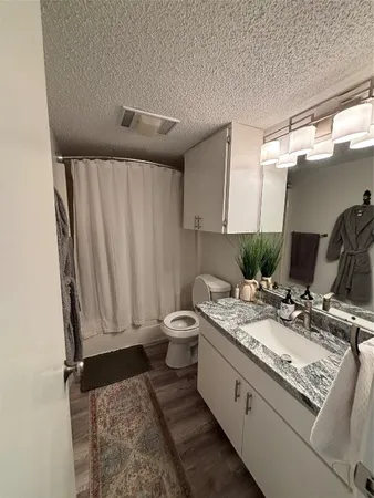 $1,700 | 30 Oak Villa Road, Canyon Lake, TX 78133