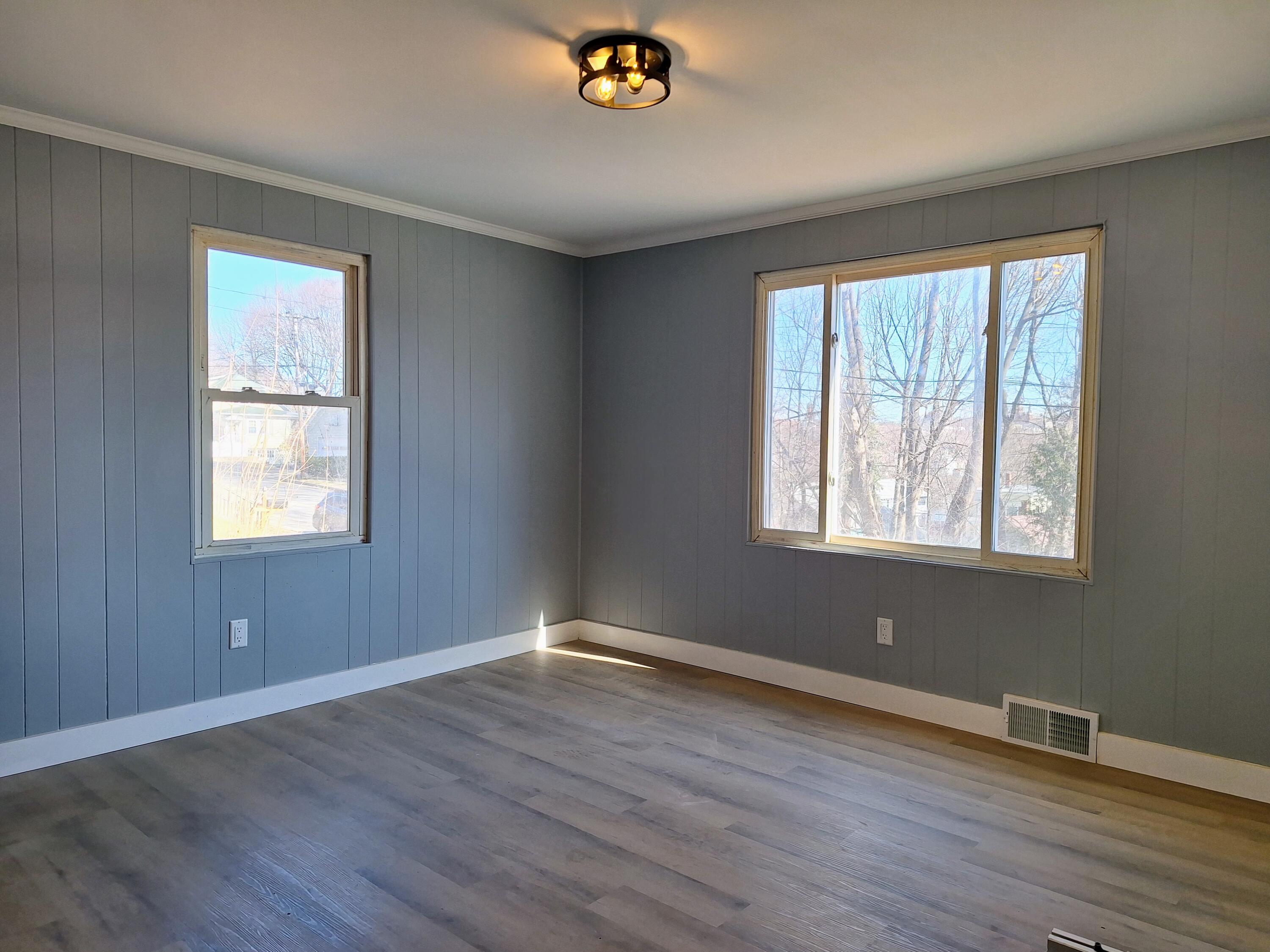 155 2nd Street Auburn, ME 04210 - Photo 17 of 47 Living Room