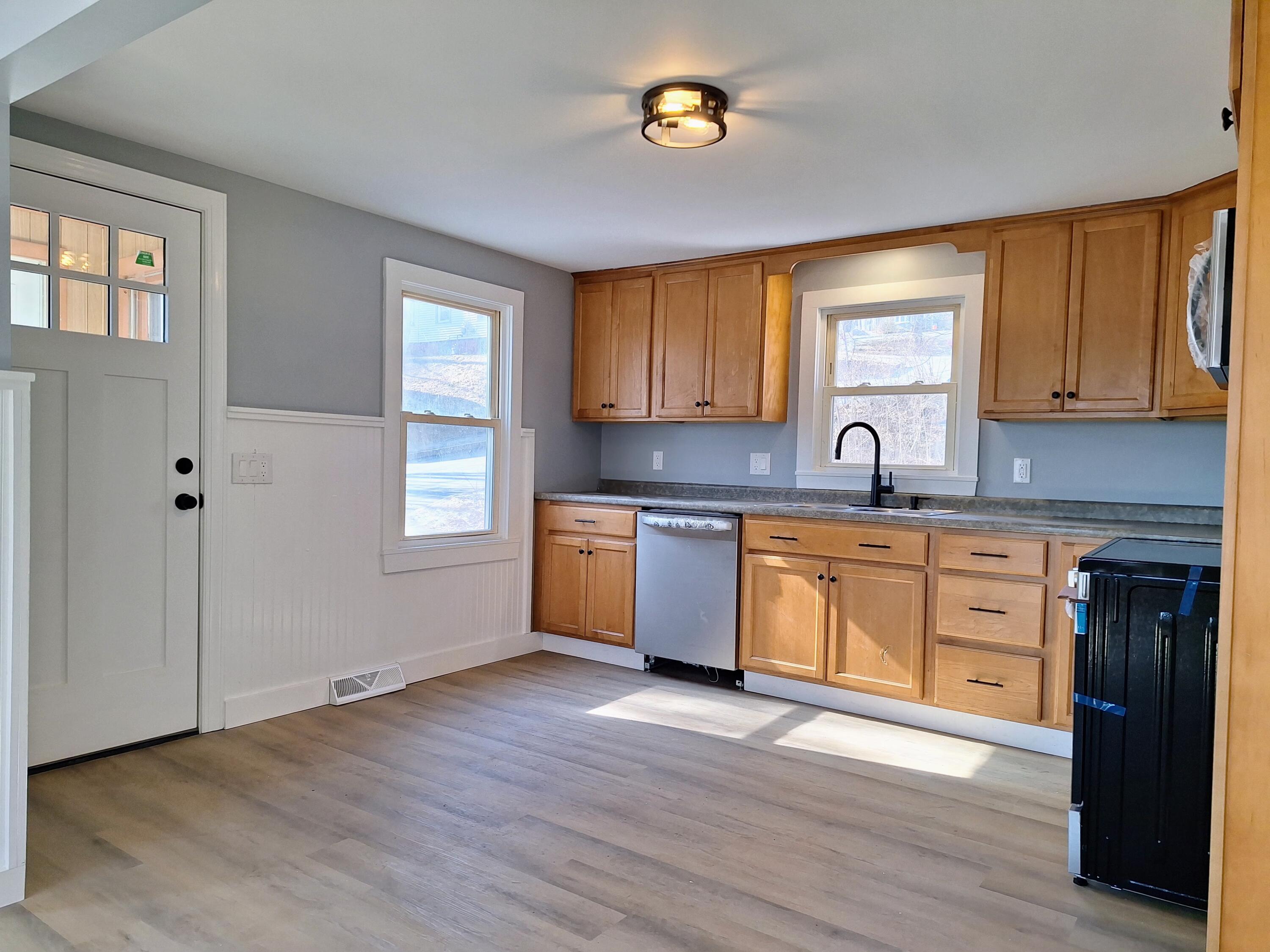 155 2nd Street Auburn, ME 04210 - Photo 6 of 47 Kitchen