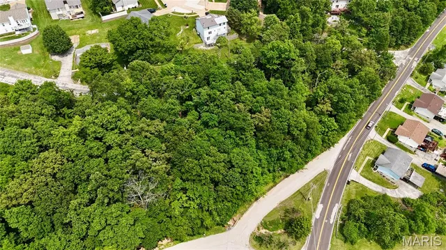 $200,000 | 14-15 Valmont Drive, Arnold, MO 63010