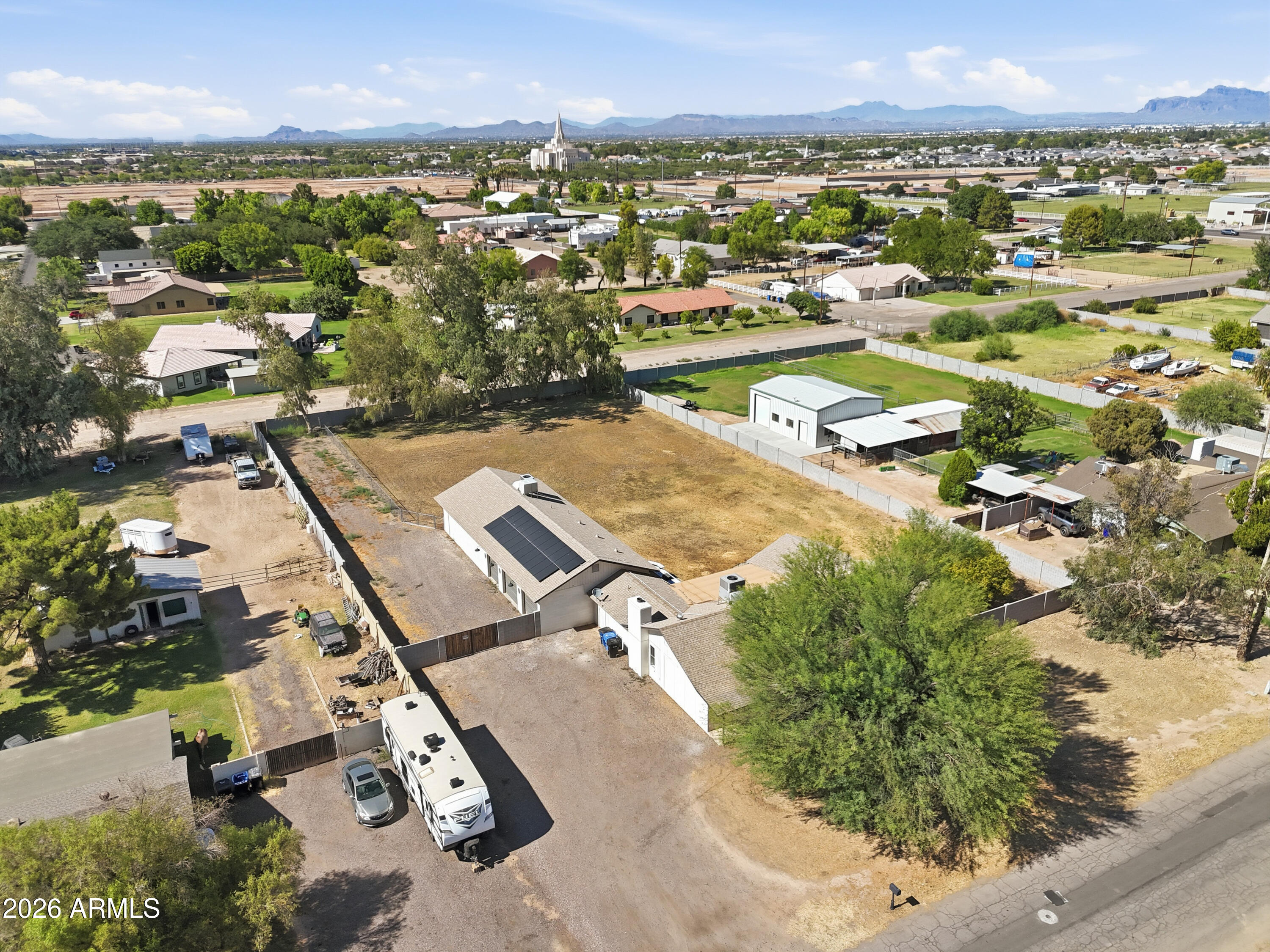 2266 East Willis Road Gilbert, AZ 85297 - Photo 31 of 95