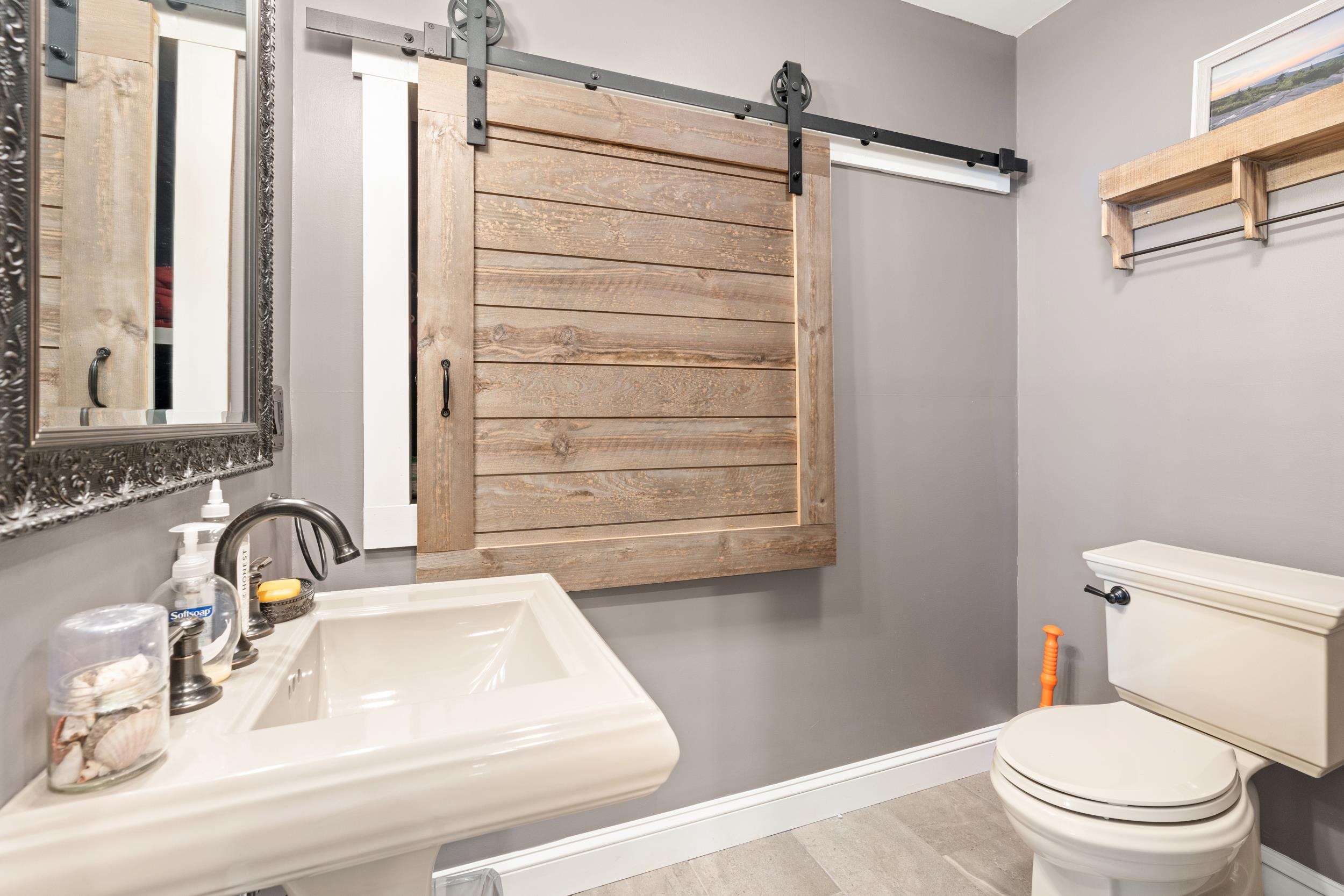1 Ross Road Rollinsford, NH 03869 - Photo 12 of 37 Gallery Image 12