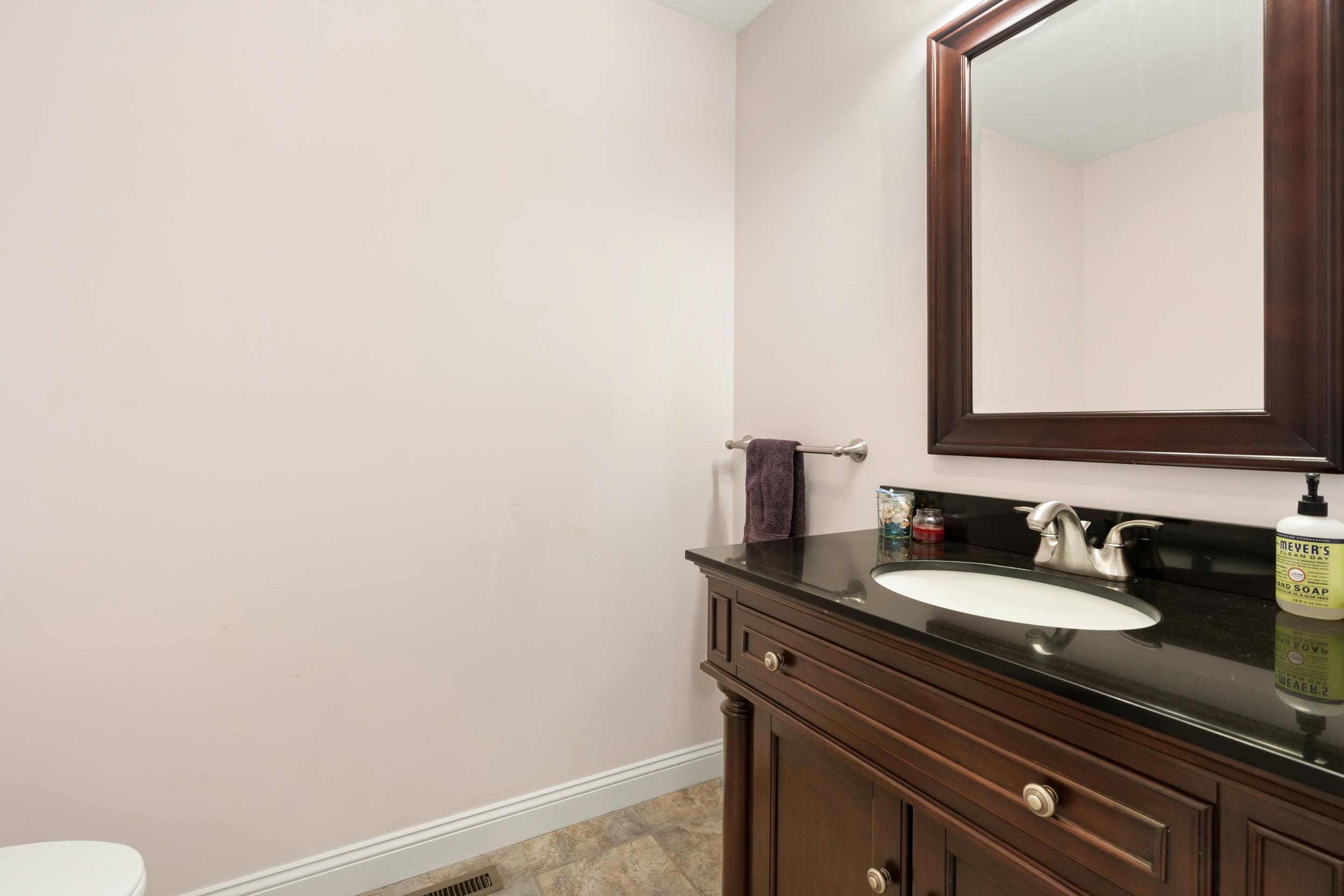 1 Ross Road Rollinsford, NH 03869 - Photo 18 of 37 Gallery Image 18