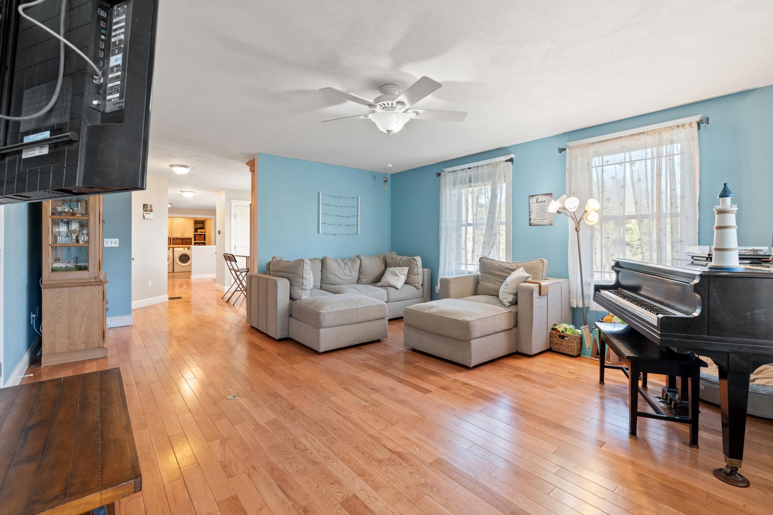 1 Ross Road Rollinsford, NH 03869 - Photo 3 of 37 Gallery Image 3