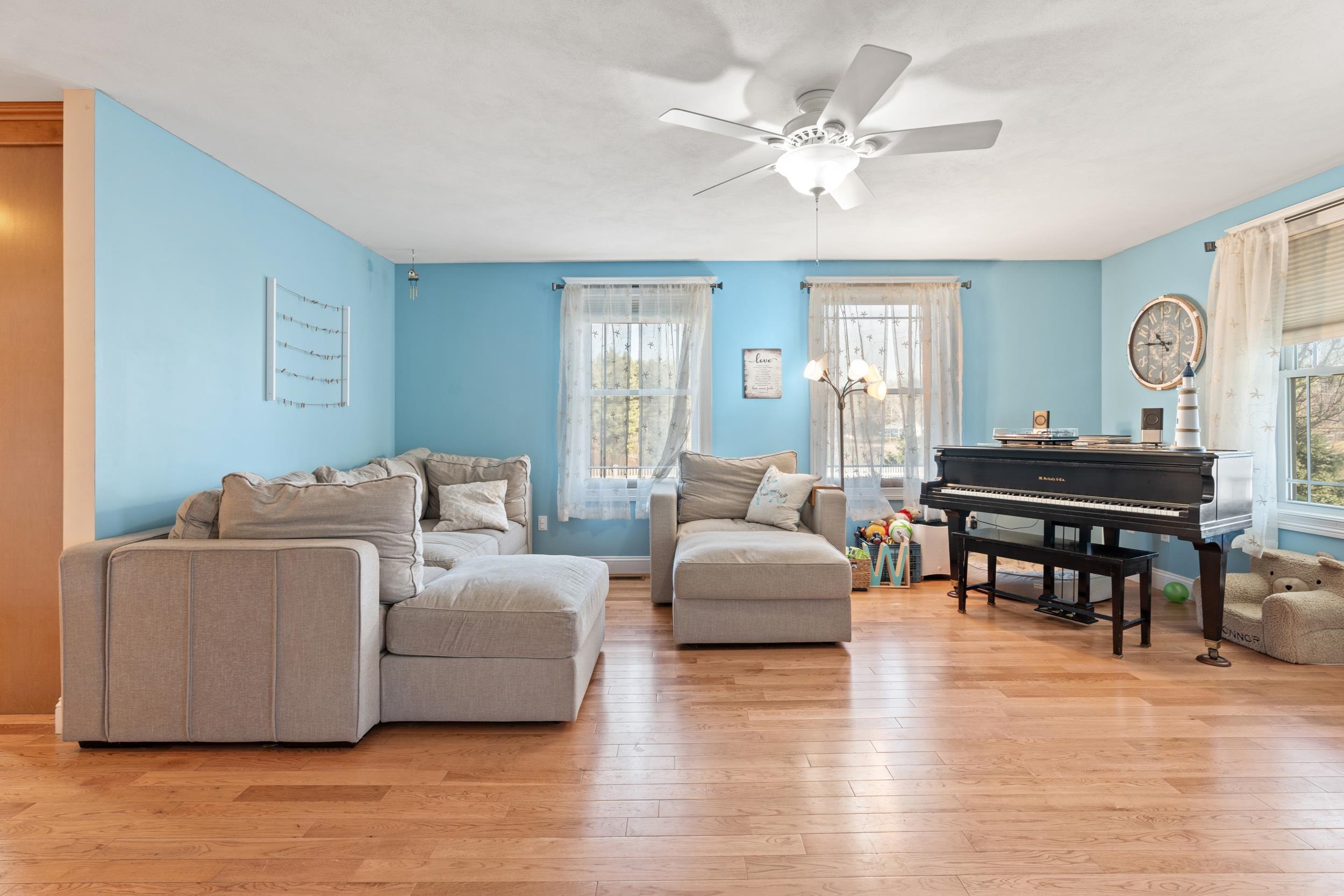 1 Ross Road Rollinsford, NH 03869 - Photo 4 of 37 Gallery Image 4