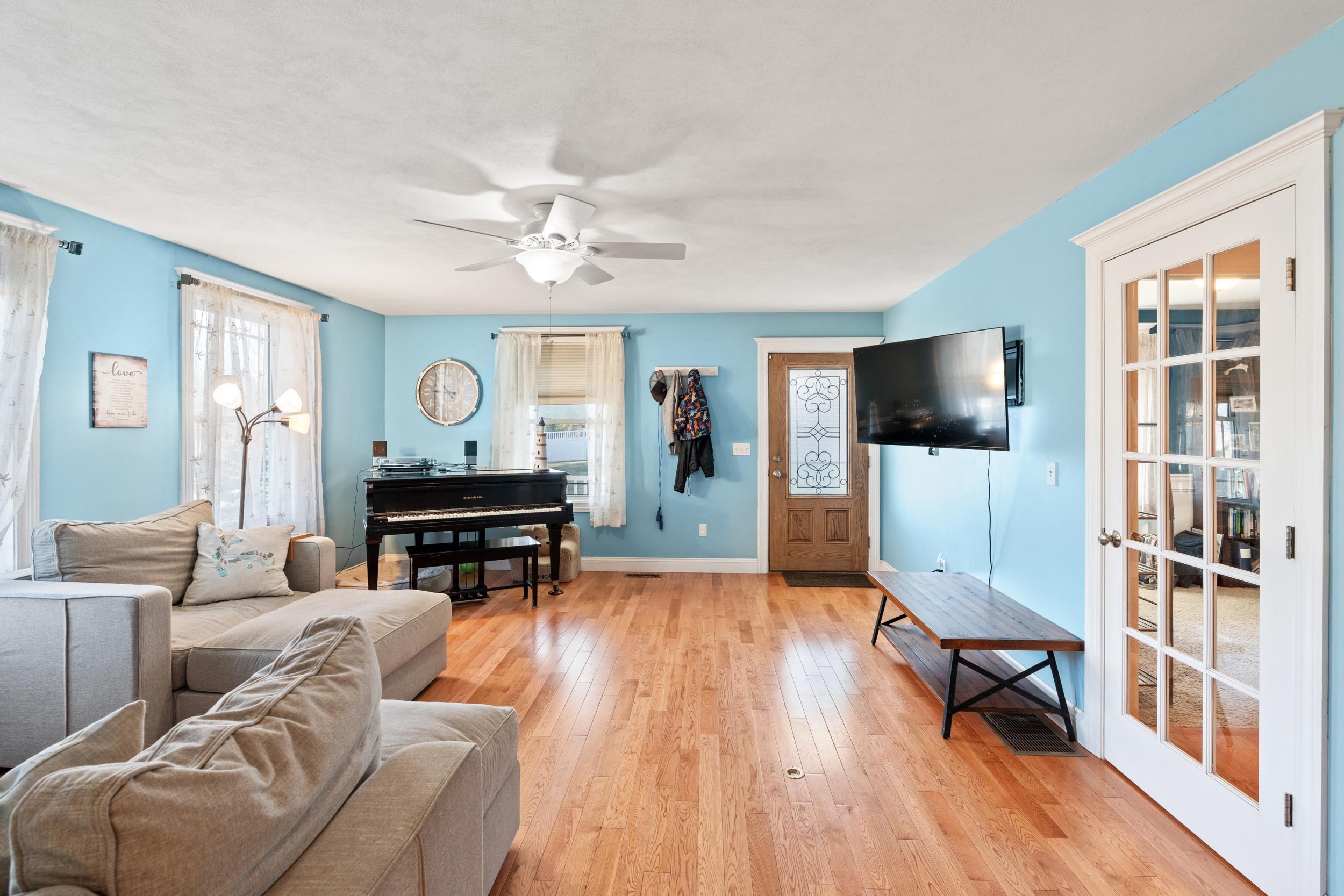 1 Ross Road Rollinsford, NH 03869 - Photo 5 of 37 Gallery Image 5