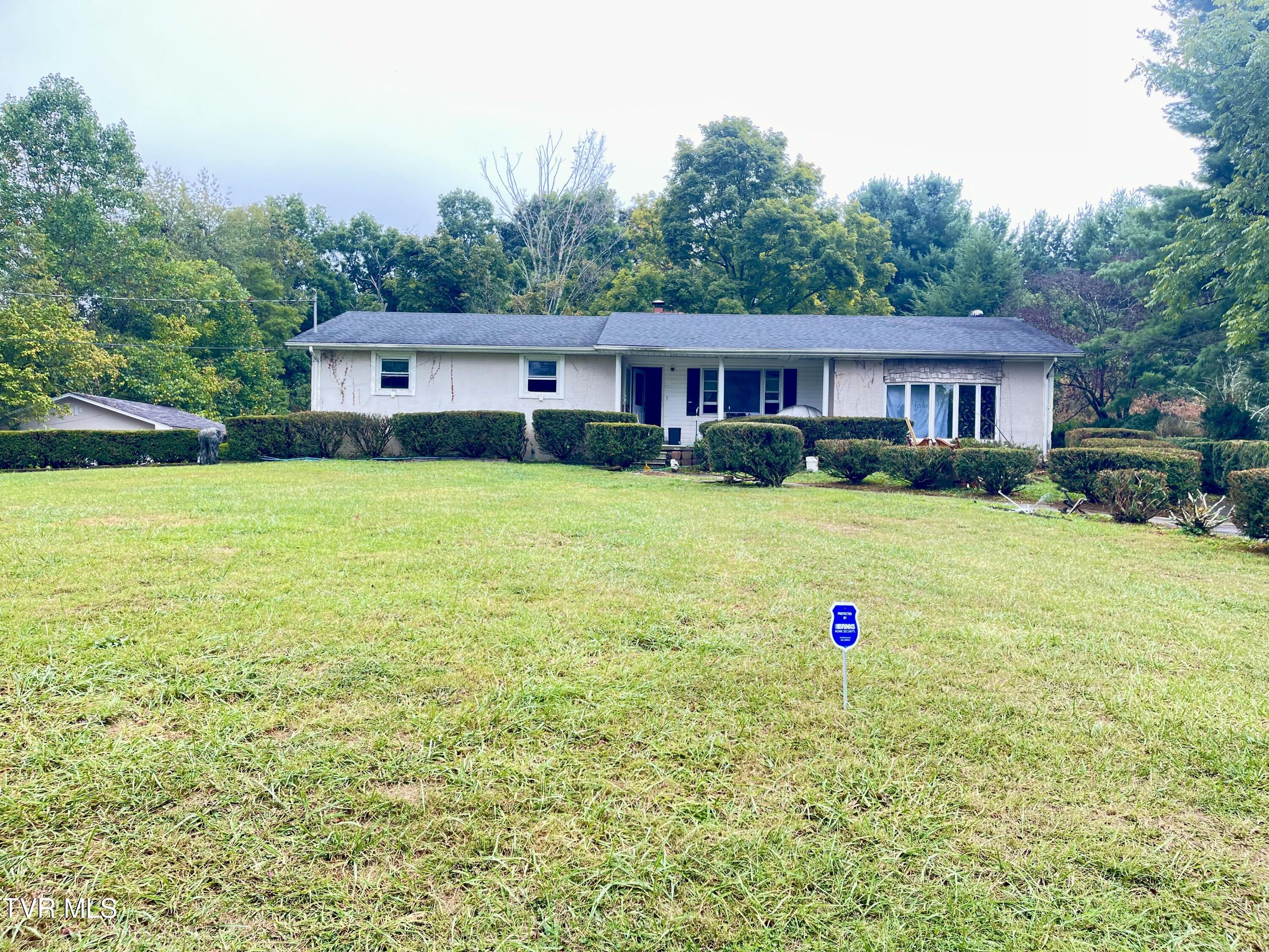 322 Max Jett Road Johnson City, TN 37601 - Photo 1 of 22 IMG_4502