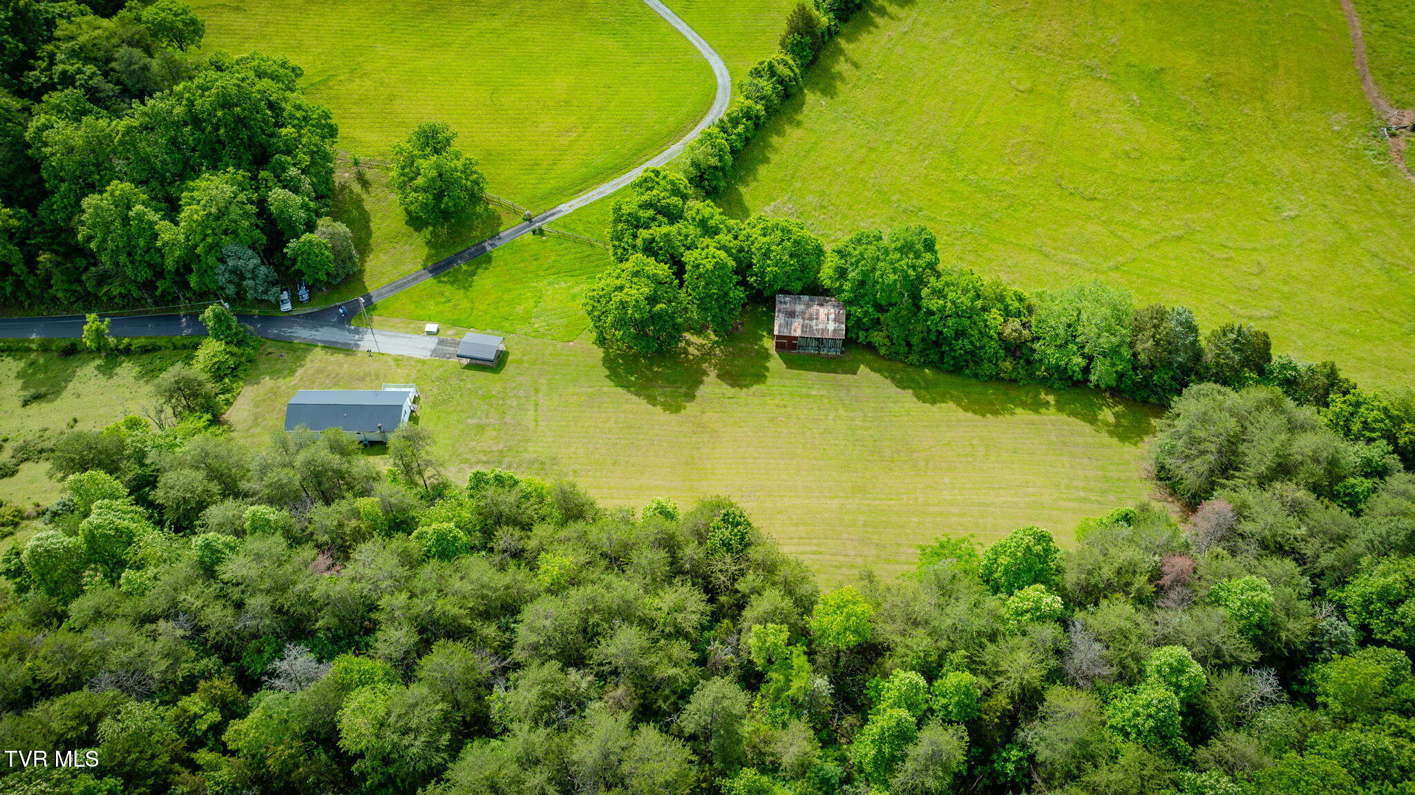 141 Russell Road Telford, TN 37690 - Photo 29 of 33 104