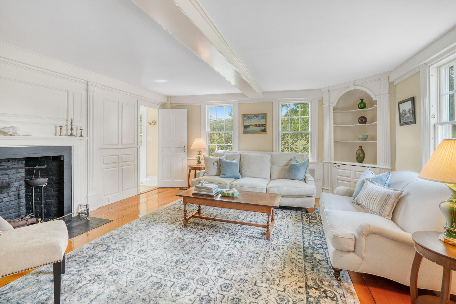 31 Lamberts Cove Road Vineyard Haven, MA 02568 - Photo 15 of 37 31 Lambert's Cove Rd-28LOW RES028