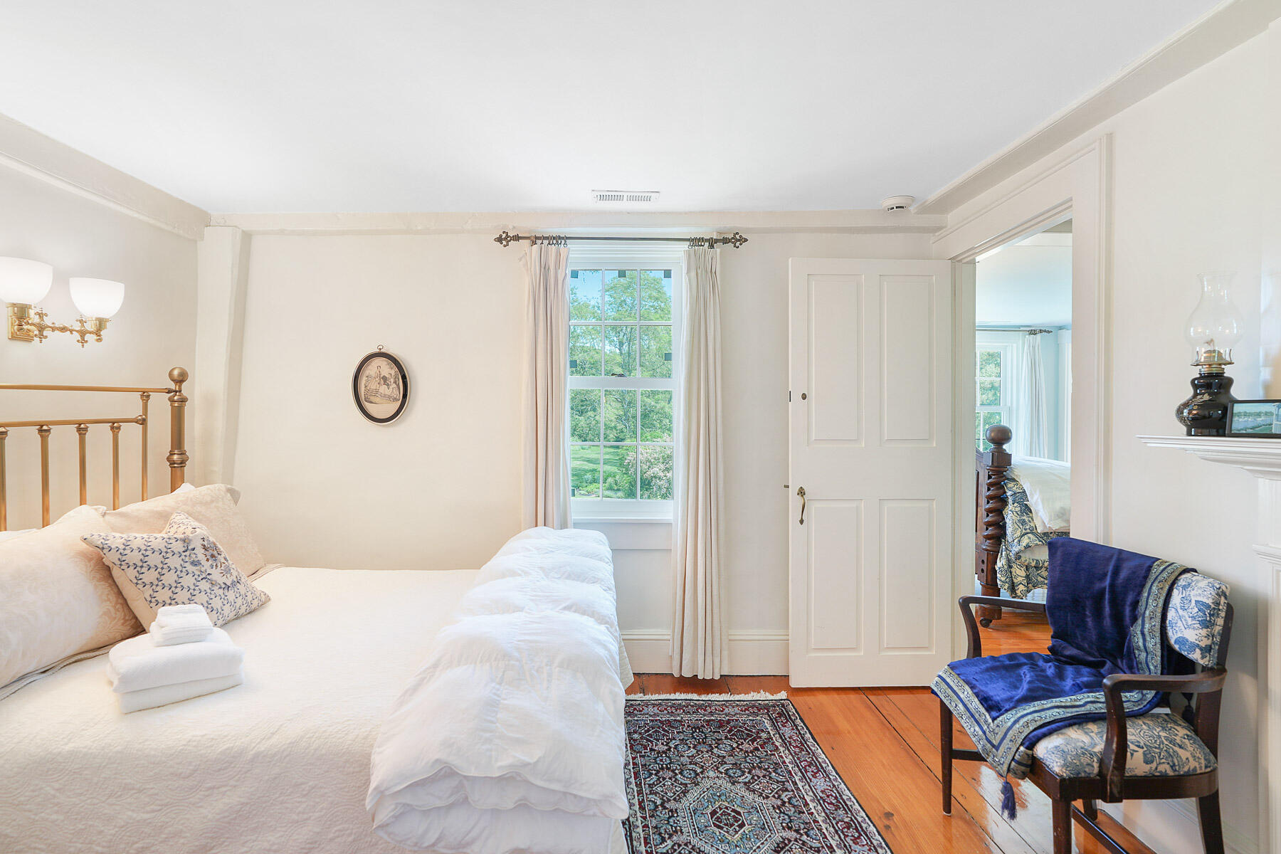 31 Lamberts Cove Road Vineyard Haven, MA 02568 - Photo 21 of 37 31 Lambert's Cove Rd-39LOW RES039