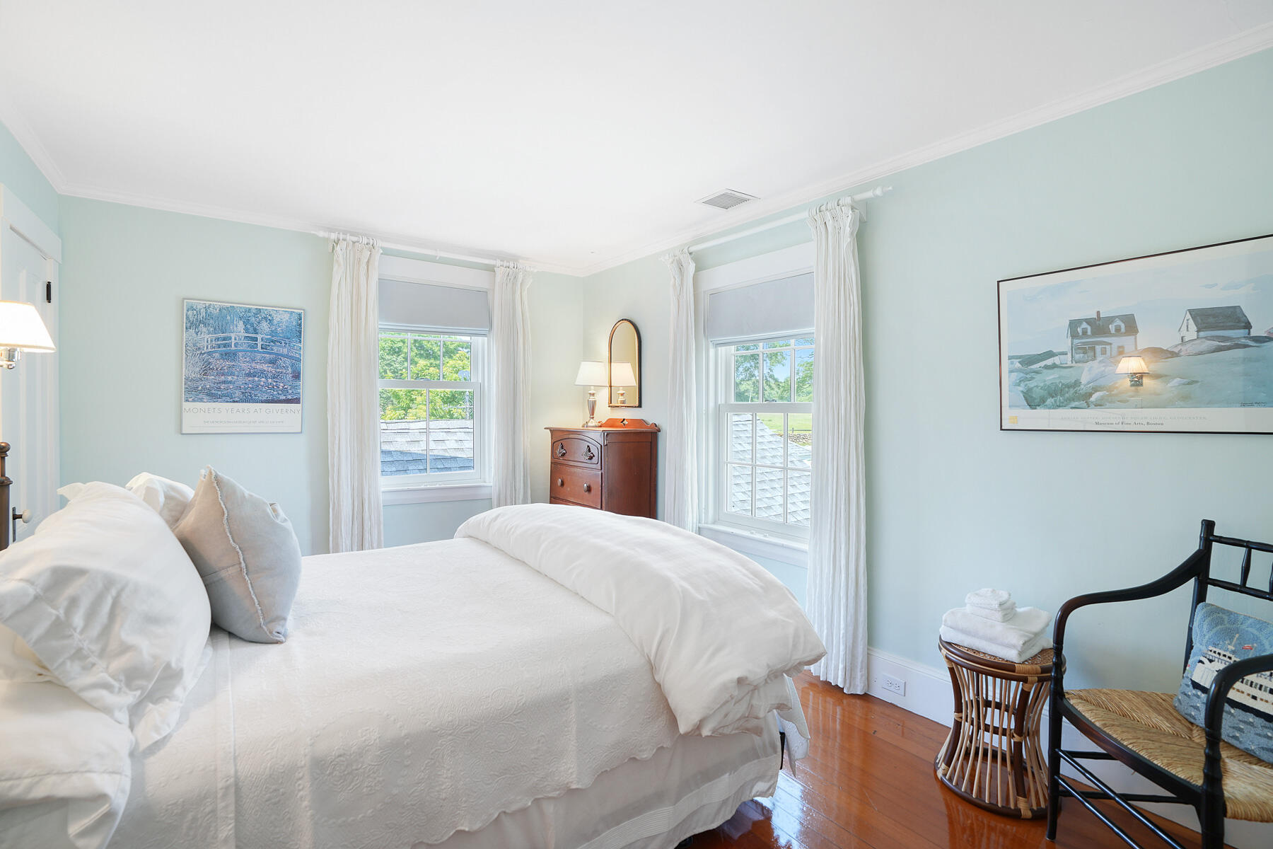 31 Lamberts Cove Road Vineyard Haven, MA 02568 - Photo 24 of 37 31 Lambert's Cove Rd-47LOW RES047