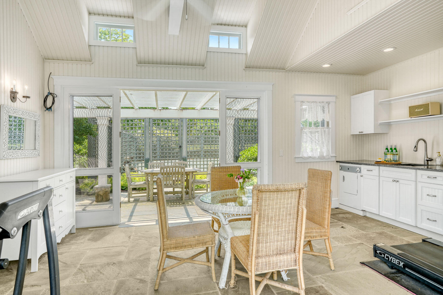 31 Lamberts Cove Road Vineyard Haven, MA 02568 - Photo 27 of 37 31 Lambert's Cove Rd-63LOW RES063