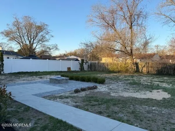 $469,900 | 331 Stearman Road, Brick, NJ 08723