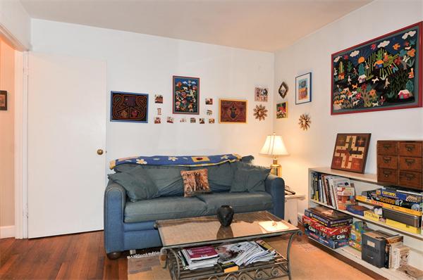 9 Newcastle Road Belmont, MA 02478 - Photo 9 of 22 Gallery Image 9