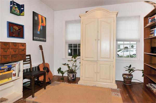 9 Newcastle Road Belmont, MA 02478 - Photo 10 of 22 Gallery Image 10