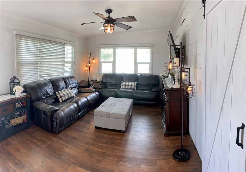 875 Crest View Road Vista, CA 92081 - Photo 9 of 24 Gallery Image 9