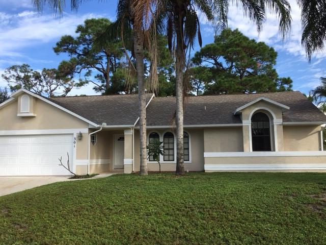 301 Southwest Covington Road Port St. Lucie, FL 34953 - Photo 4 of 35 IMG_5801