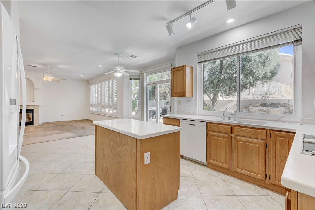 2108 Jadeleaf Court Las Vegas, NV 89134 - Photo 16 of 61