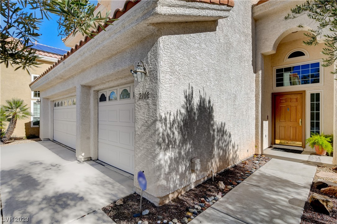 2108 Jadeleaf Court Las Vegas, NV 89134 - Photo 3 of 61
