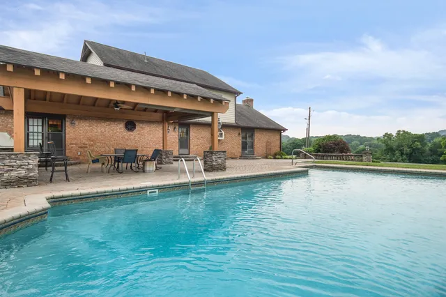 $1,195,000 | 1361 Madison Creek Road, Goodlettsville, TN 37072