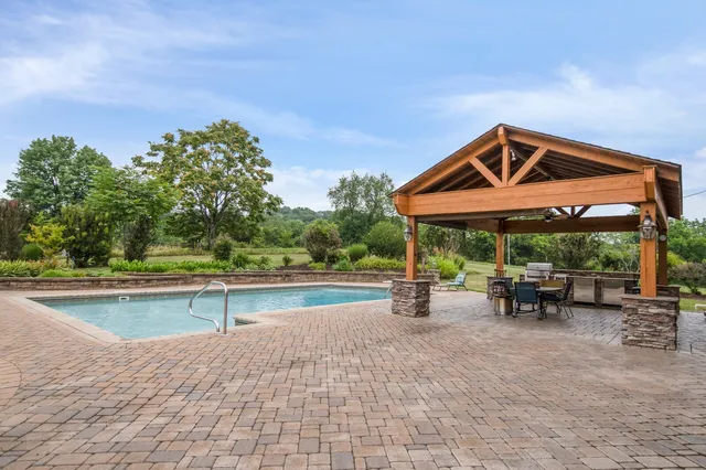 $1,195,000 | 1361 Madison Creek Road, Goodlettsville, TN 37072