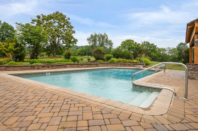 $1,195,000 | 1361 Madison Creek Road, Goodlettsville, TN 37072