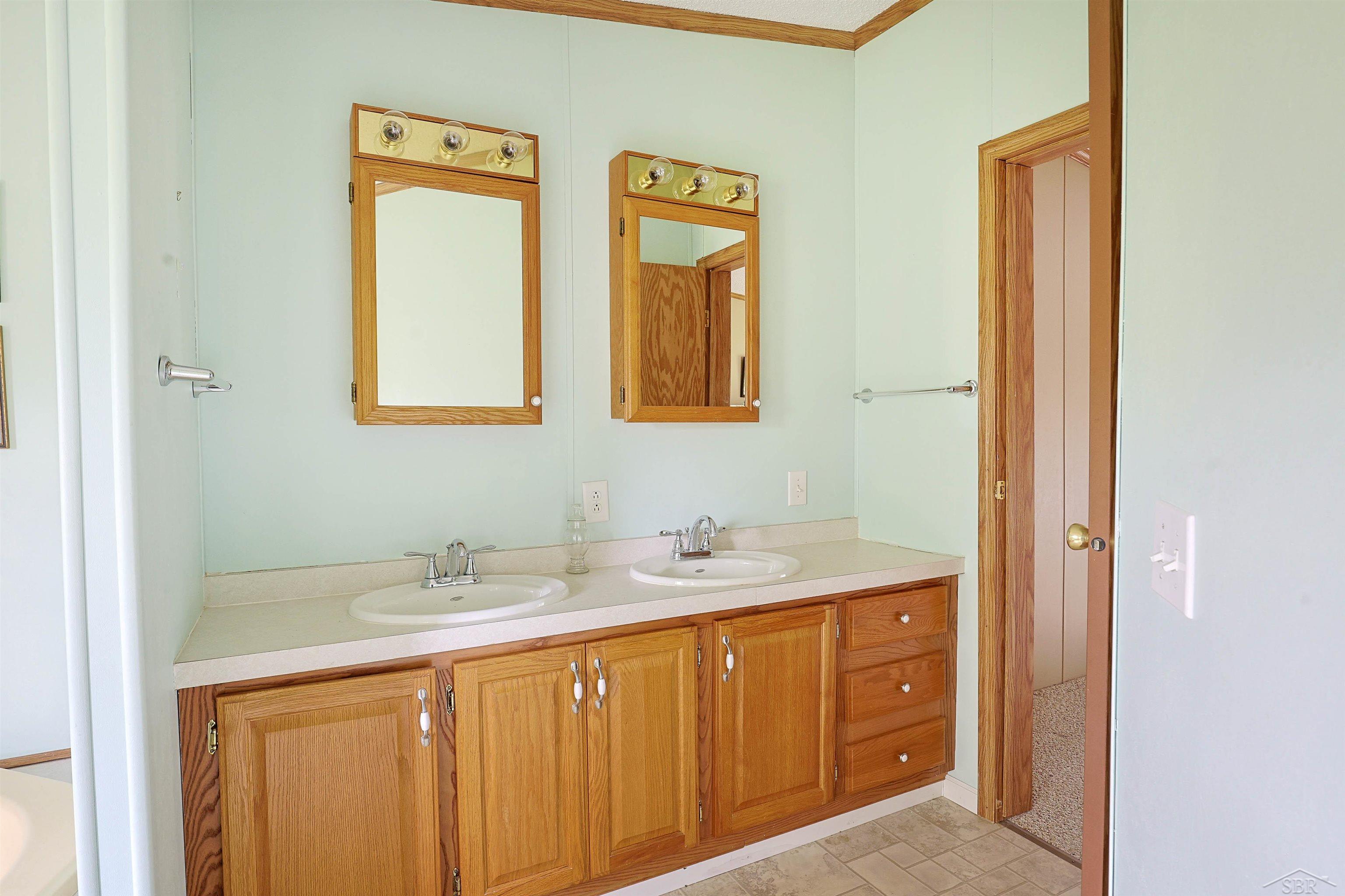 13301 Elms Road Birch Run, MI 48415 - Photo 32 of 39