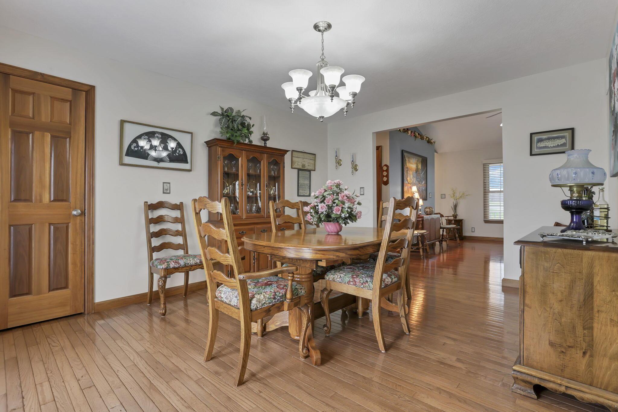 345 Lake Road Northeast Lancaster, OH 43130 - Photo 17 of 74 17-web-or-mls-939A2331