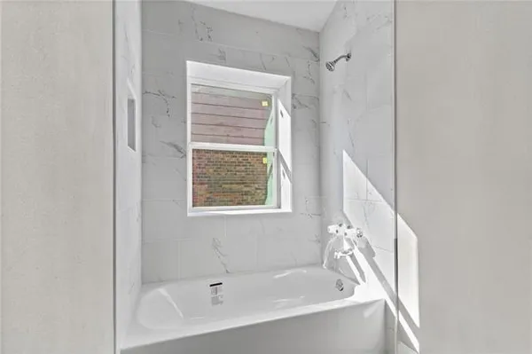 $215,000 | 764 Lafayette Drive, Laplace, LA 70068