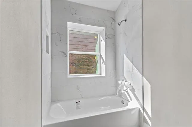 $215,000 | 764 Lafayette Drive, Laplace, LA 70068