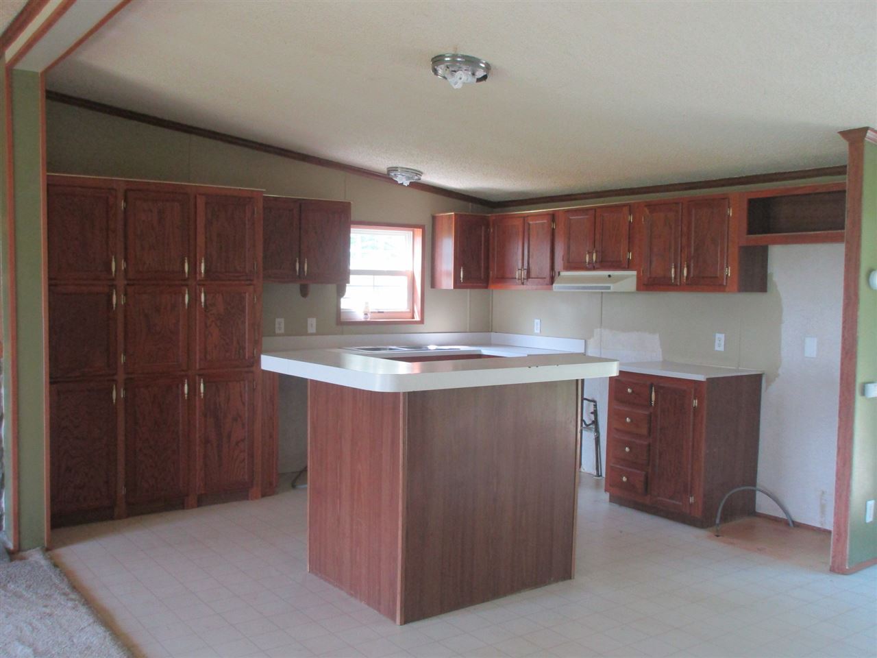 17243 East 400th Road Mount Carmel, IL 62863 - Photo 7 of 12 Gallery Image 7
