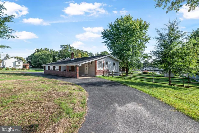 $600,000 | 2327 Turkey Point Road, Essex, MD 21221