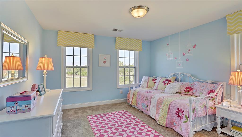 10016 Perth Moor Road Charlotte, NC 28278 - Photo 9 of 24 Gallery Image 9