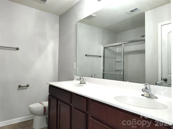 $1,995 | 15257 Wrights Crossing Drive, Charlotte, NC 28278