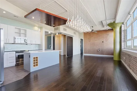 $559,000 | 2600 West 7th Street, Unit 2508, Fort Worth, TX 76107