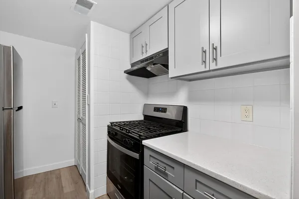 $2,850 | 318 38th Street, Unit 301, Union City, NJ 07087